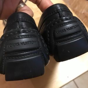 Genuine LV black flat shoes